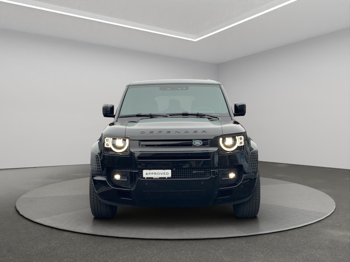 Vehicle image LAND ROVER DEFENDER