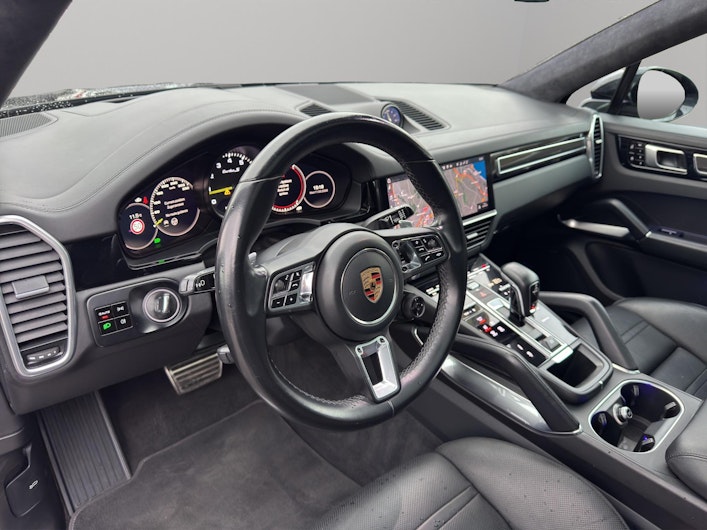 image du véhicule PORSCHE CAYENNE