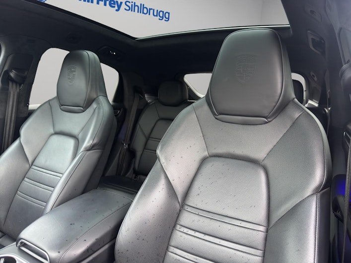 image du véhicule PORSCHE CAYENNE