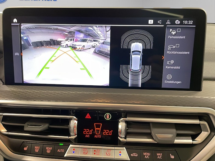 Vehicle image BMW X3