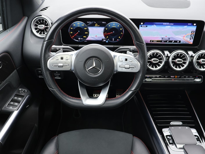 Vehicle image MERCEDES-BENZ B 250