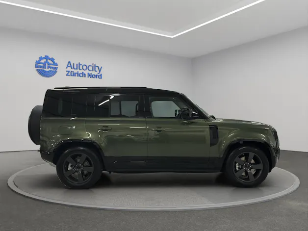 Land Rover Defender 110 3.0 D I6 250 X-Dynamic SE