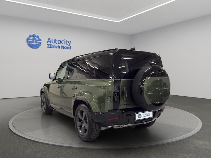 Vehicle image LAND ROVER DEFENDER