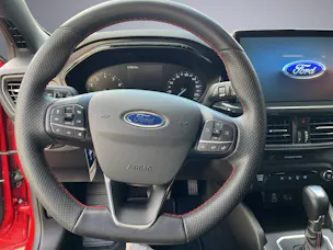 Ford Focus 1.0i EcoB Hybrid 155 ST-