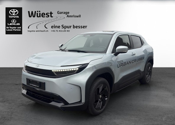 First vehicle image First vehicle image