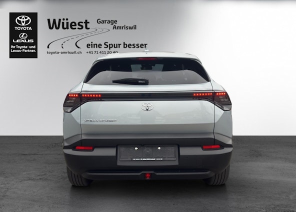 Vehicle image 3 Vehicle image 3