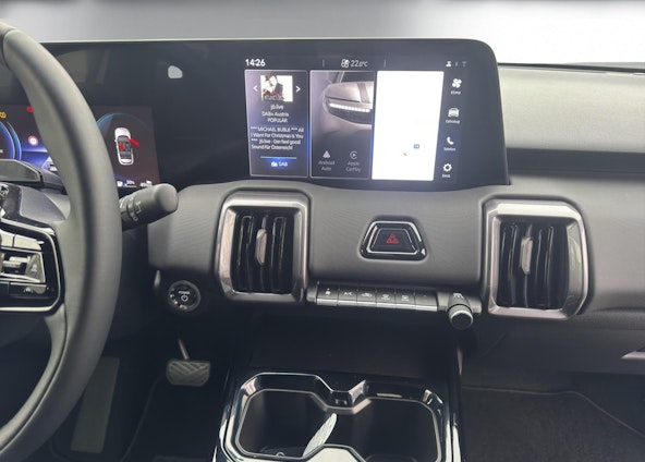 Vehicle image 16 Vehicle image 16