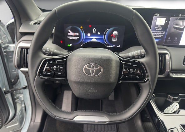 Vehicle image 9 Vehicle image 9