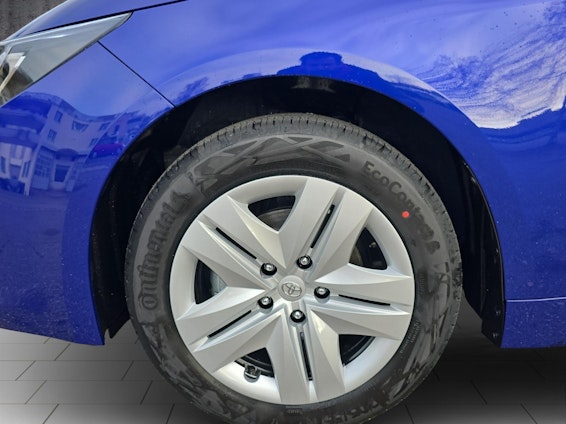 Vehicle image 14 Vehicle image 14