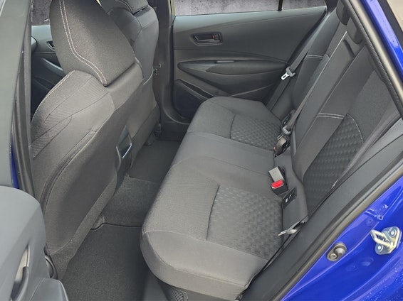 Vehicle image 9 Vehicle image 9