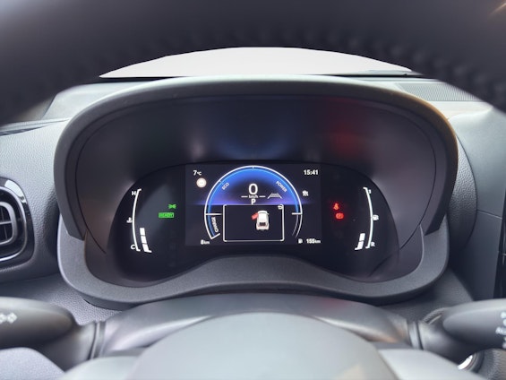 Vehicle image 10 Vehicle image 10