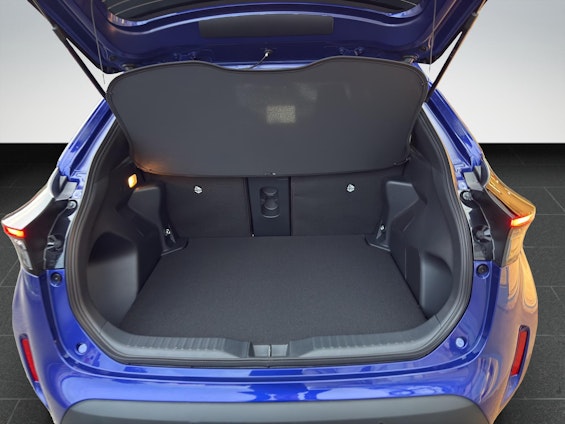 Vehicle image 17 Vehicle image 17