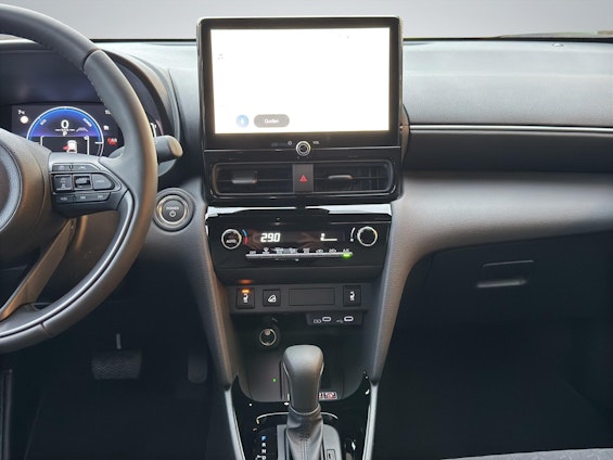 Vehicle image 12 Vehicle image 12