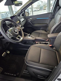 MITSUBISHI GRANDIS 6