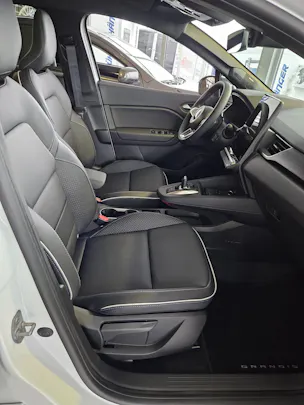 Mitsubishi Grandis 1.8 HEV Instyle