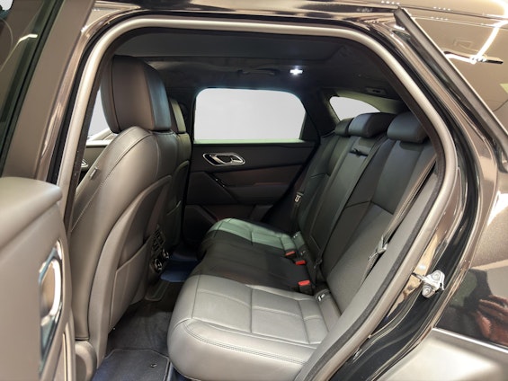 Vehicle image 7 Vehicle image 7