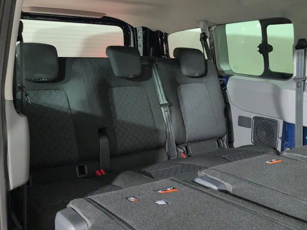 VW Transporter Kombi 2.0 TDI 4Motion Lang Automat