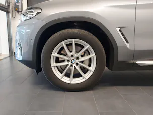 BMW X3 xDrive 48V 30d
