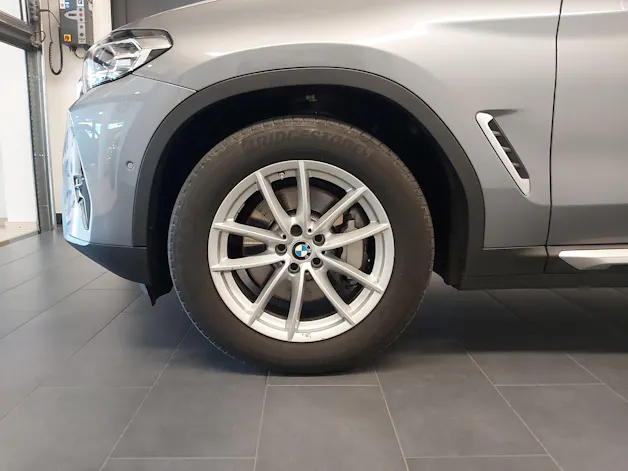 BMW X3 xDrive 48V 30d