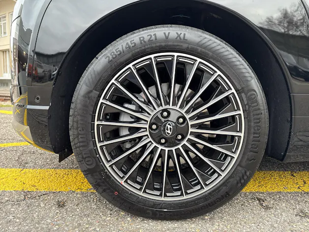 Hyundai Ioniq 9 110kWh Vertex Caligraphy 4WD