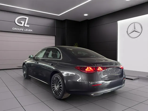 Mercedes-Benz E 220 d 4Matic 9G-Tronic