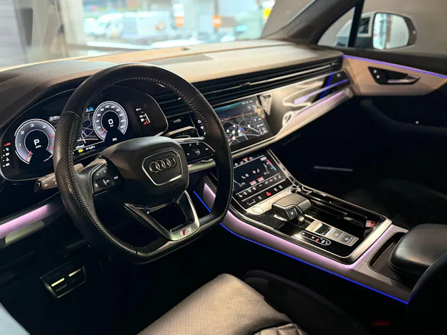 Audi Q7 50 TDI quattro S Line tiptronic