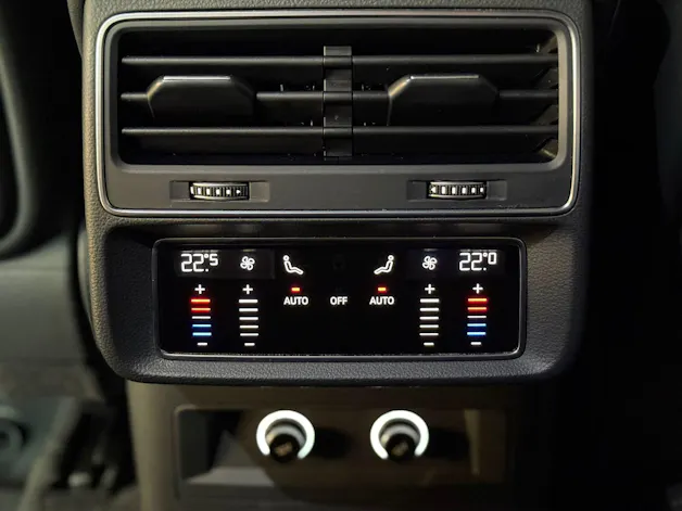 Audi Q7 50 TDI quattro S Line tiptronic