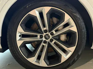 Audi Q7 50 TDI quattro S Line tiptronic