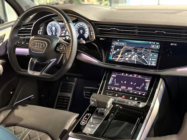 Audi Q7 50 TDI quattro S Line tiptronic