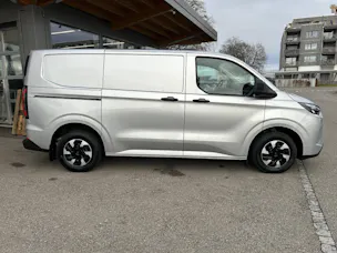 Ford Transit E-Custom Van 320 L1 65kWh Trend