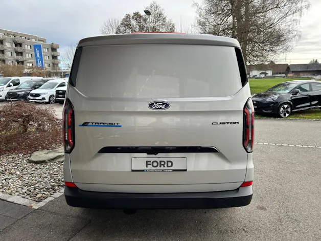 Ford Transit E-Custom Van 320 L1 65kWh Trend