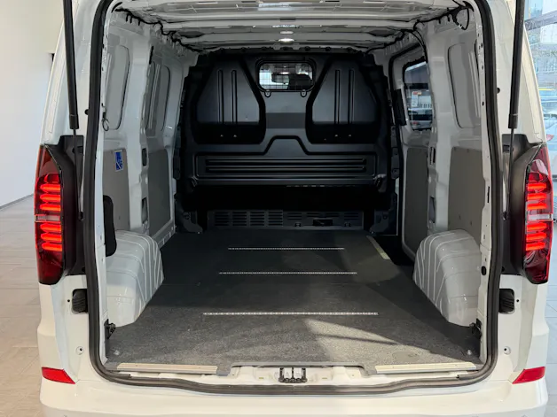 VW Transporter 2.0 TDI Edition Automat