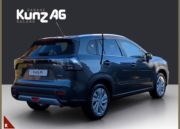 Vehicle image 5 Vehicle image 5