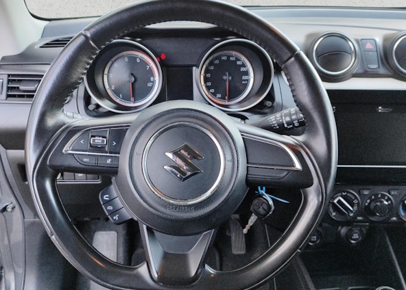 Vehicle image 10 Vehicle image 10