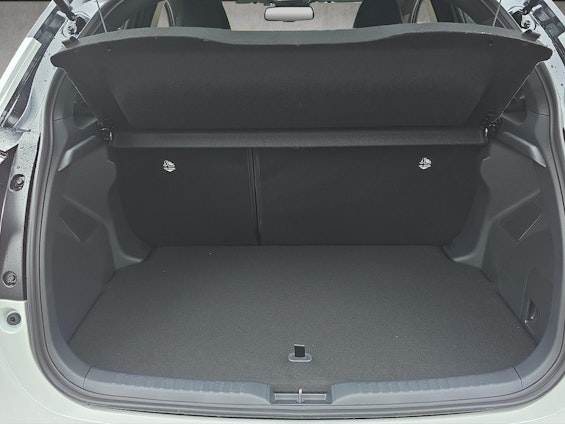 Vehicle image 12 Vehicle image 12