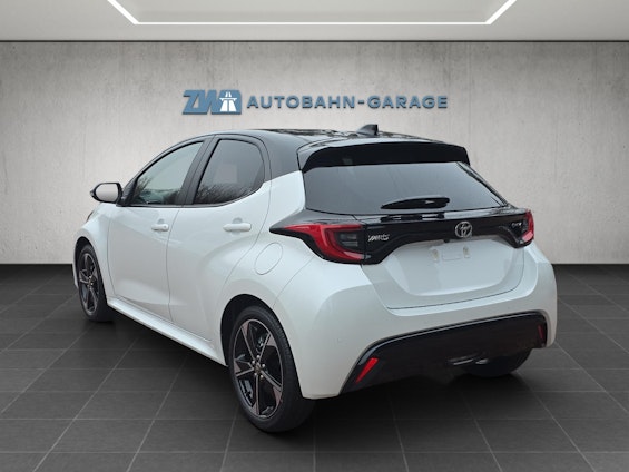 Vehicle image 2 Vehicle image 2