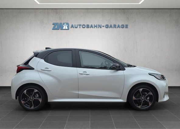 Vehicle image 5 Vehicle image 5