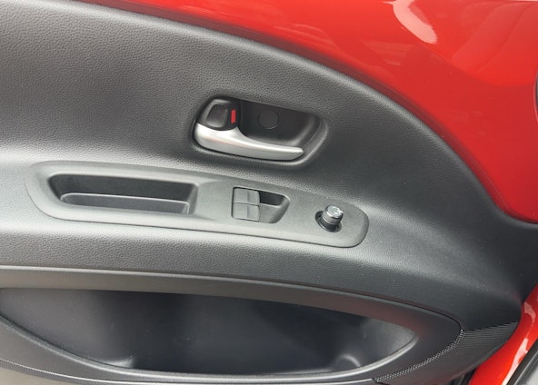 Vehicle image 12 Vehicle image 12