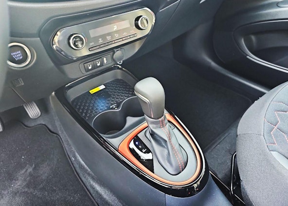 Vehicle image 11 Vehicle image 11