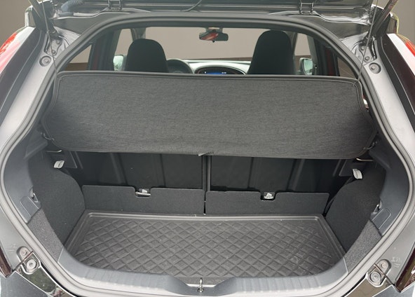 Vehicle image 13 Vehicle image 13