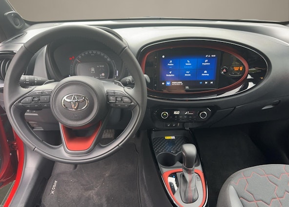 Vehicle image 10 Vehicle image 10