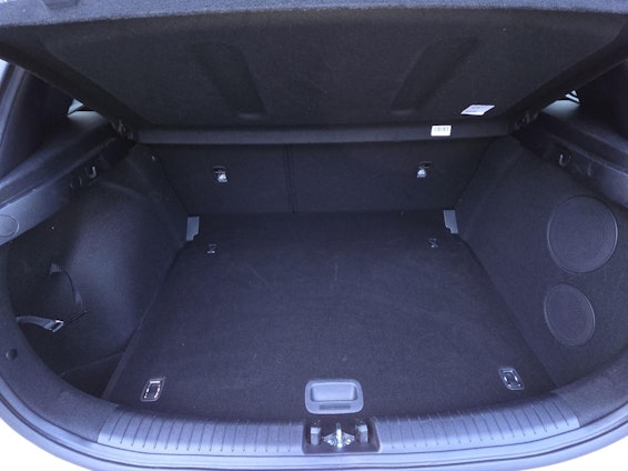 Vehicle image 11 Vehicle image 11