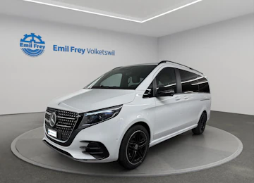 Fahrzeugbild MERCEDES-BENZ V 300 d Swiss Ed. lang 4matic Van Fahrzeugbild MERCEDES-BENZ V 300 d Swiss Ed. lang 4matic Van