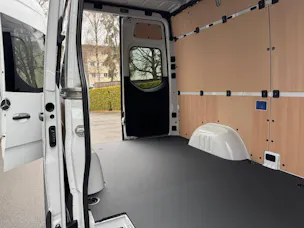 Mercedes-Benz eSprinter 320 Kasten Pro Worker 3665 S 81 kWh