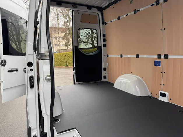 Mercedes-Benz eSprinter 320 Kasten Pro 3665 S