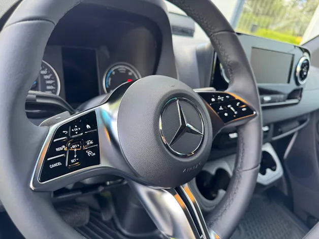 Mercedes-Benz eSprinter 320 Kasten Pro 3665 S 81 kWh