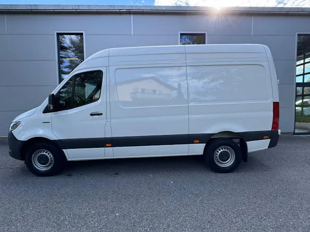 Mercedes-Benz eSprinter 320 Kasten Pro 3665 S 81 kWh