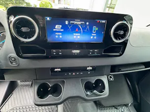 Mercedes-Benz eSprinter 320 Kasten Pro Worker 3665 S 81 kWh
