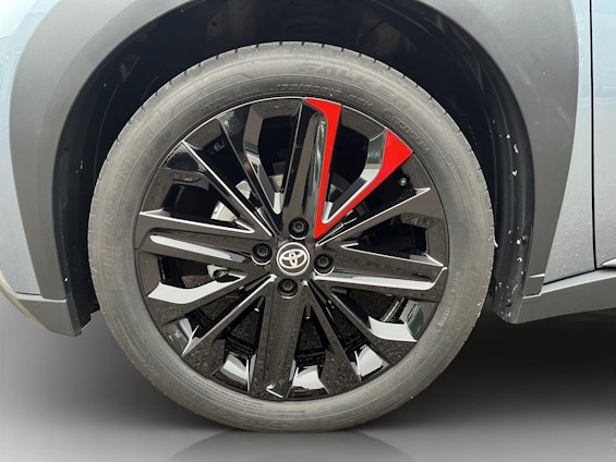 Vehicle image 13 Vehicle image 13