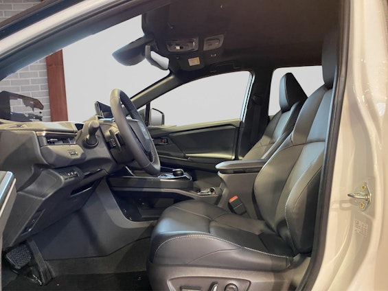 Vehicle image 7 Vehicle image 7